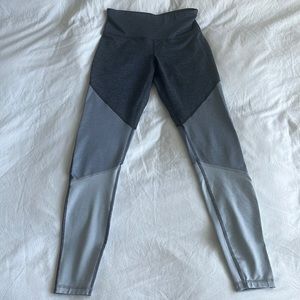 Old Navy Grey Block Leggings
